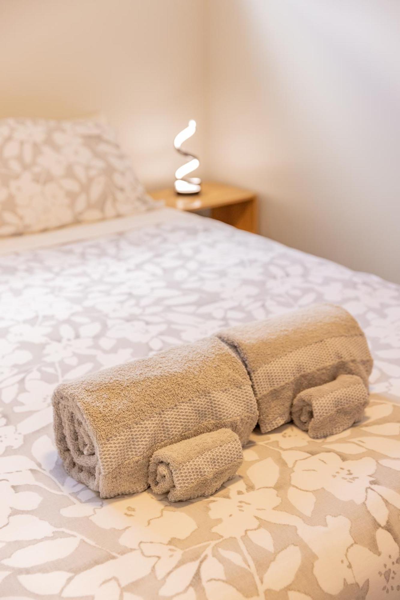 Back Garden Flat With Free On Street Parking And Fiber Wifi - 15 Mins To Ferry, Stadium, Cbd Wellington Bagian luar foto