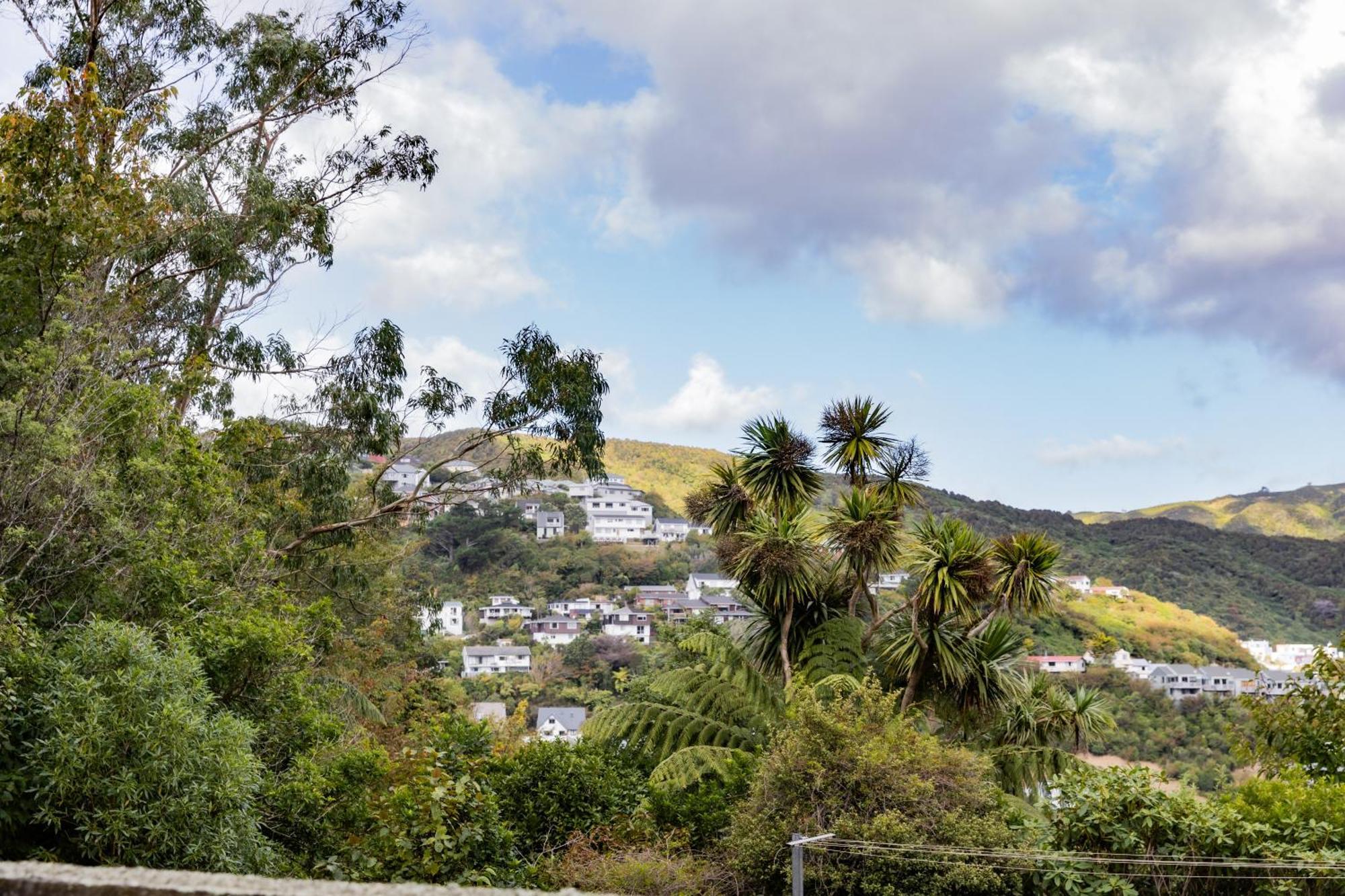 Back Garden Flat With Free On Street Parking And Fiber Wifi - 15 Mins To Ferry, Stadium, Cbd Wellington Bagian luar foto